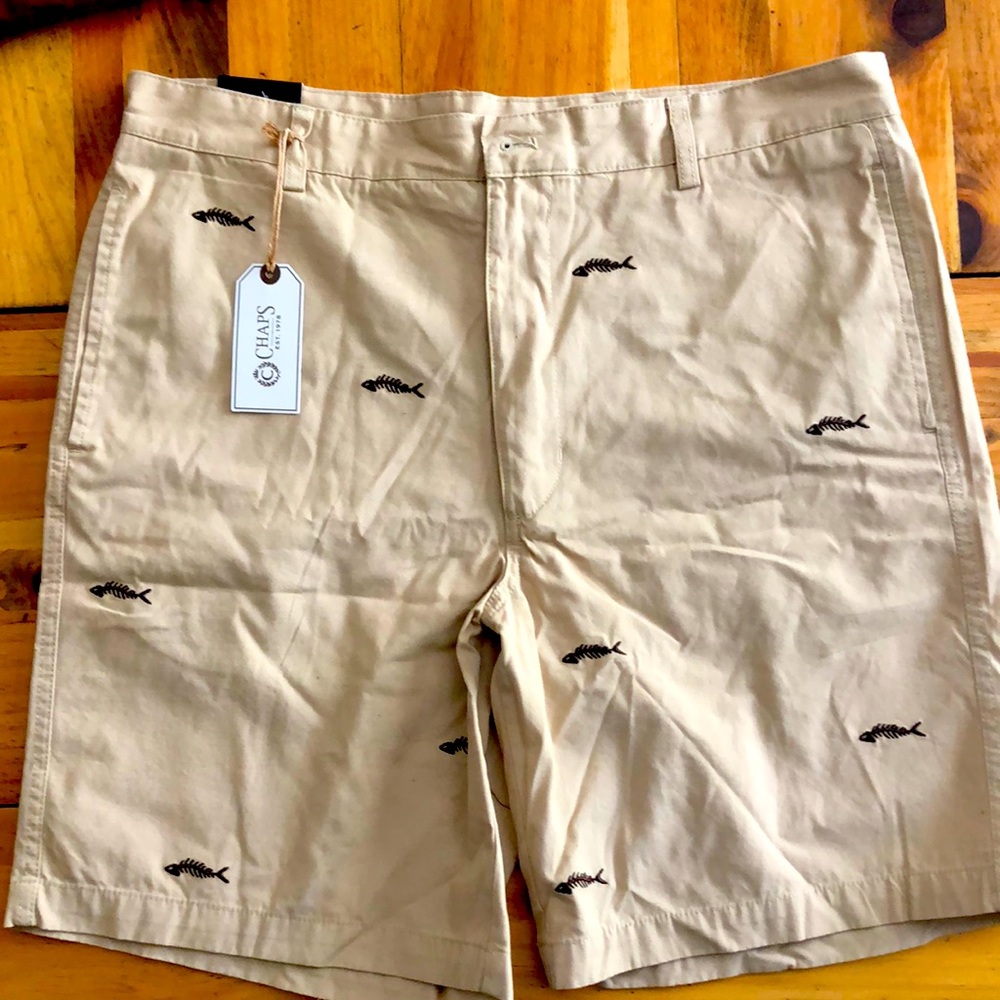 Chaps flat front shorts men’s waist 36 fish design new with tags